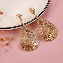 Charger l'image dans la galerie, Boucles d'oreilles orientales en forme de goutte