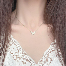 Charger l'image dans la galerie, Collier papillon opale en plaqué or et zircon