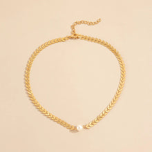 Charger l'image dans la galerie, collier avec perle et chaîne en feuilles
