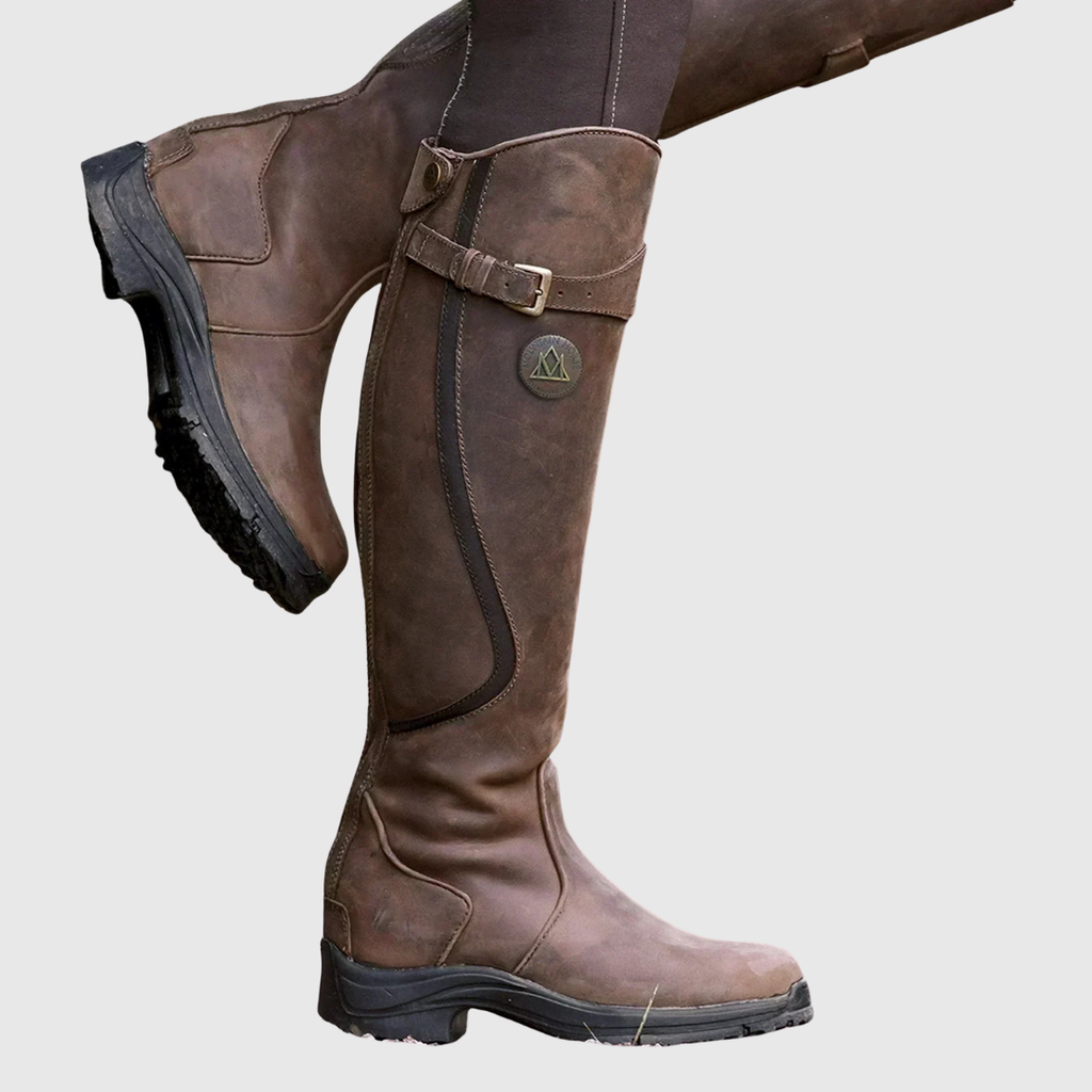 DELYRA | Classic Orthopedic Boots