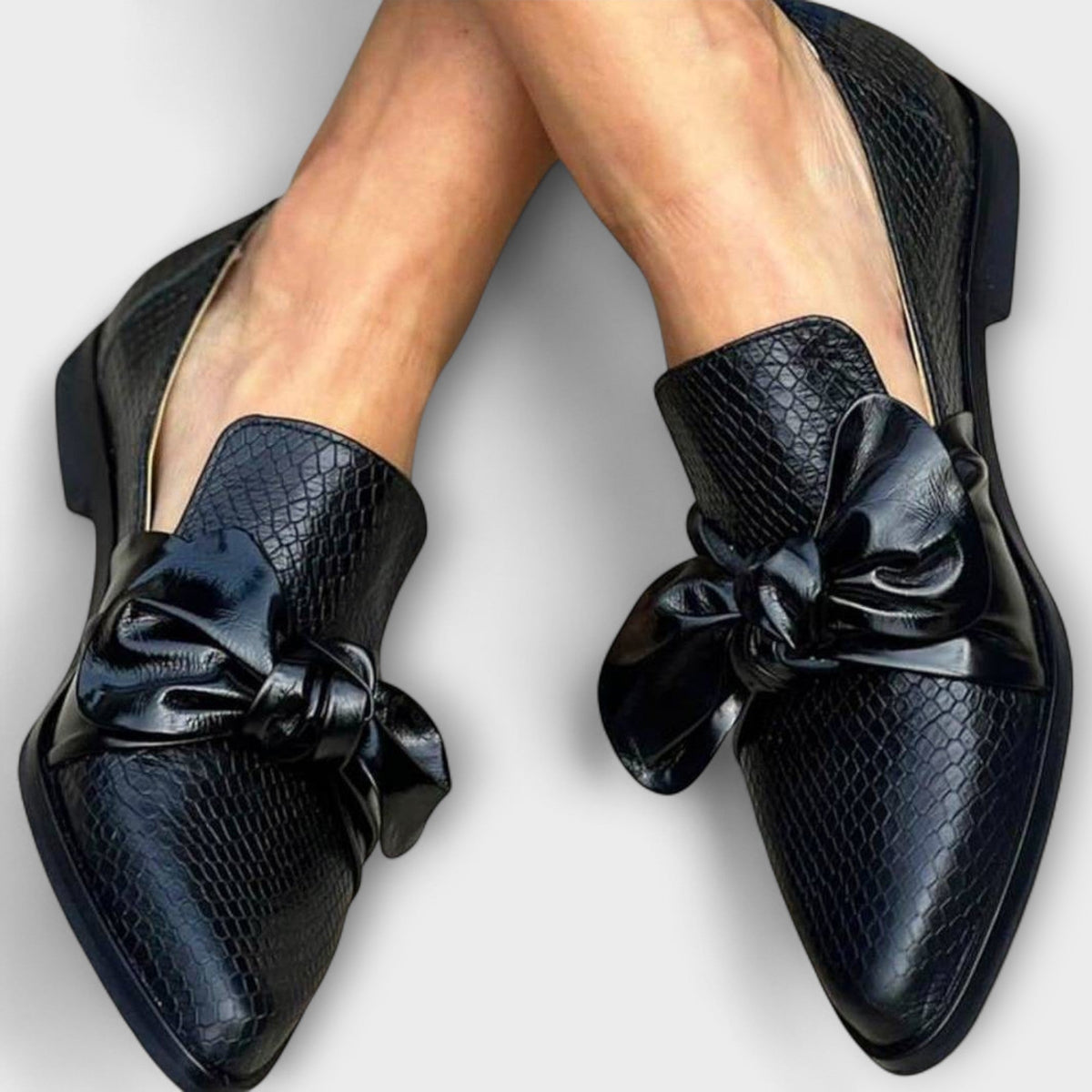 CORINNE | Polished Loafer