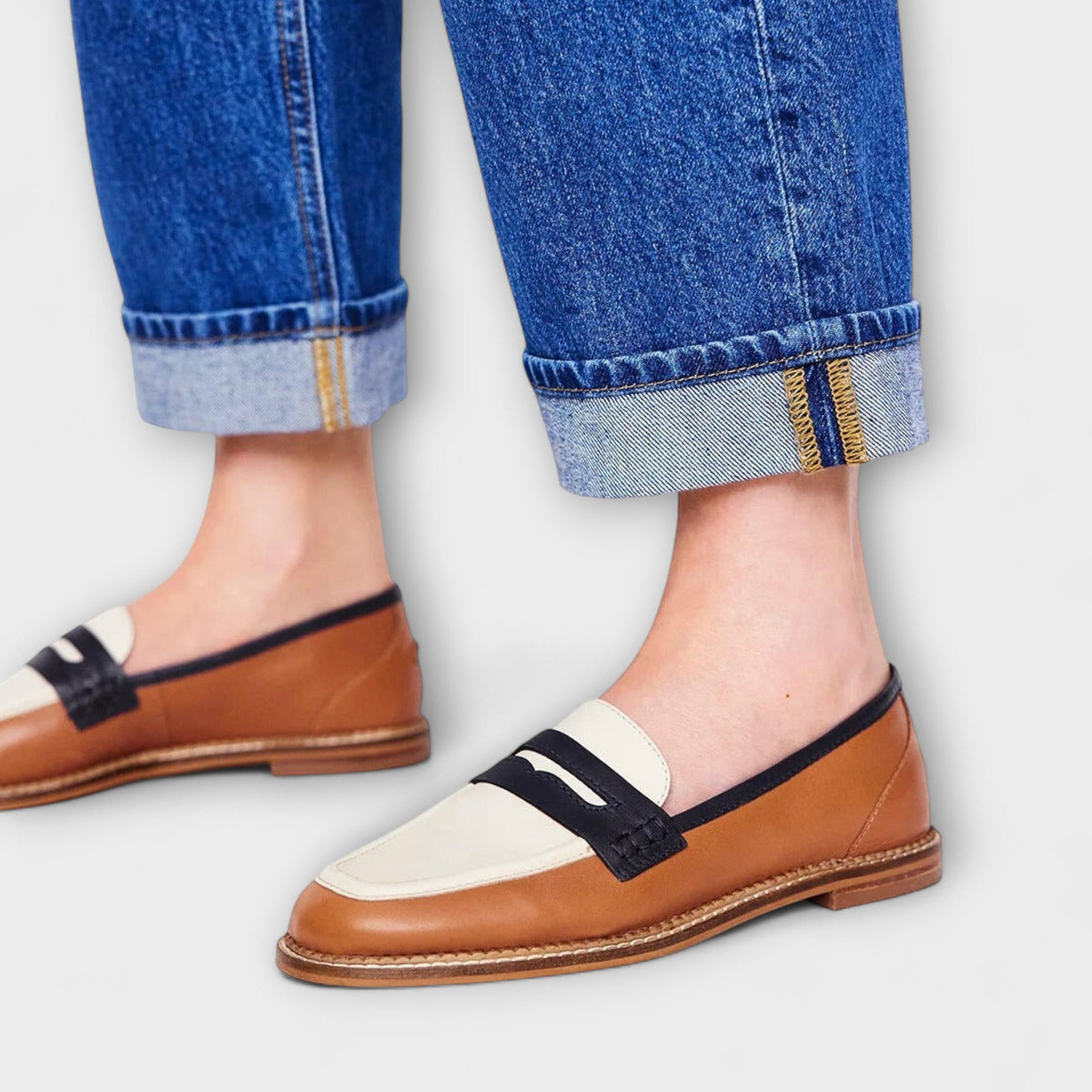 AMELIE | Classic Brown Loafer