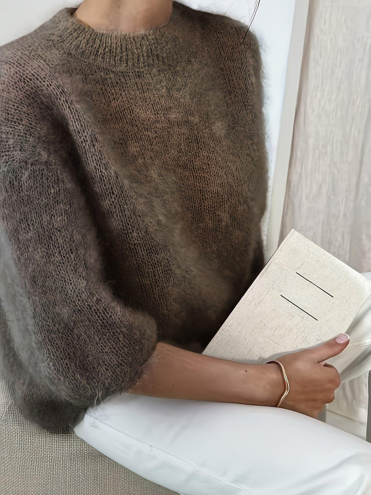 EMBER | Solid Color Crew Neck Sweater