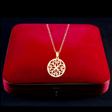 Charger l&#39;image dans la galerie, Collier en acier inoxydable avec pendentif géométrique

