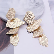 Charger l&#39;image dans la galerie, Boucles d&#39;oreilles vintage géométriques
