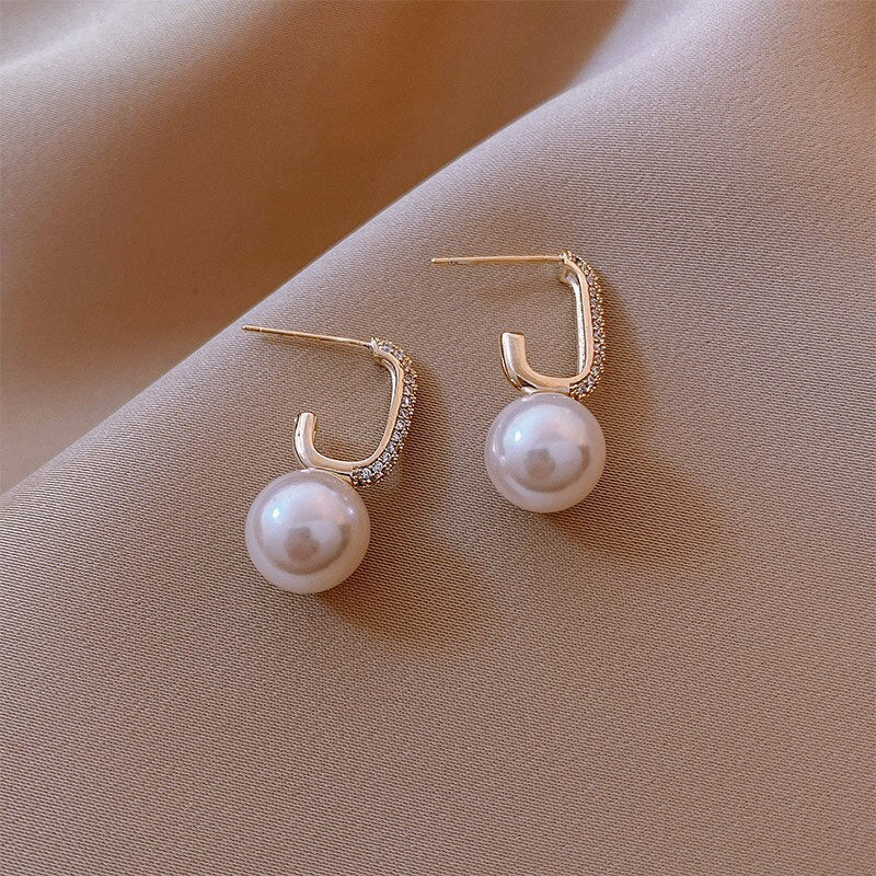Boucles d'oreilles en perles classiques et élégantes