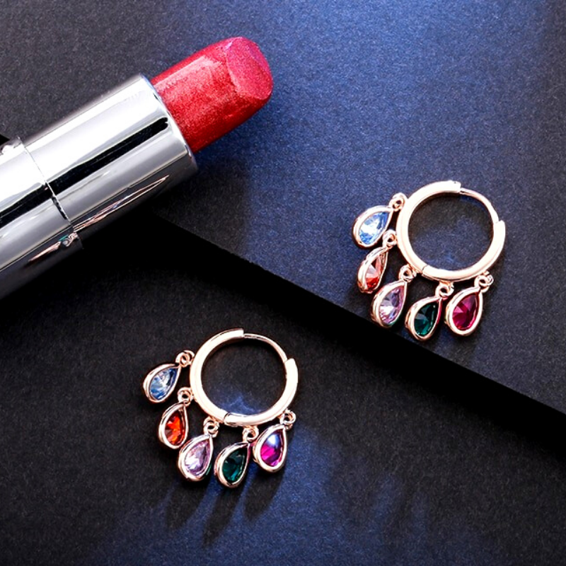 Créoles pendantes en gouttes multicolores