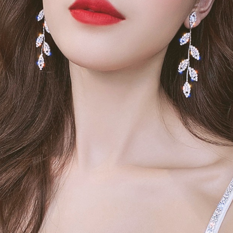 Boucles d'oreilles pendantes en feuilles