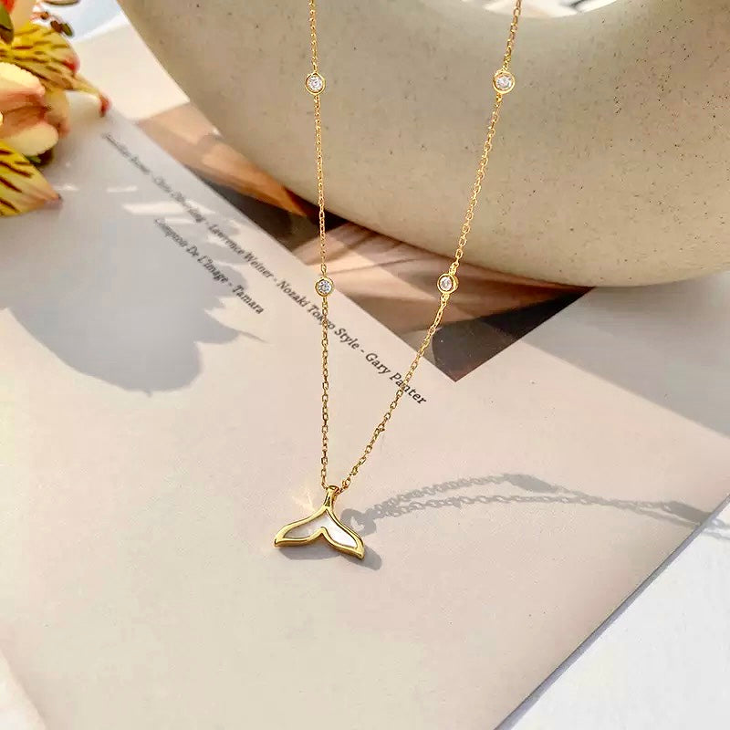 Collier queue de sirène en plaqué or